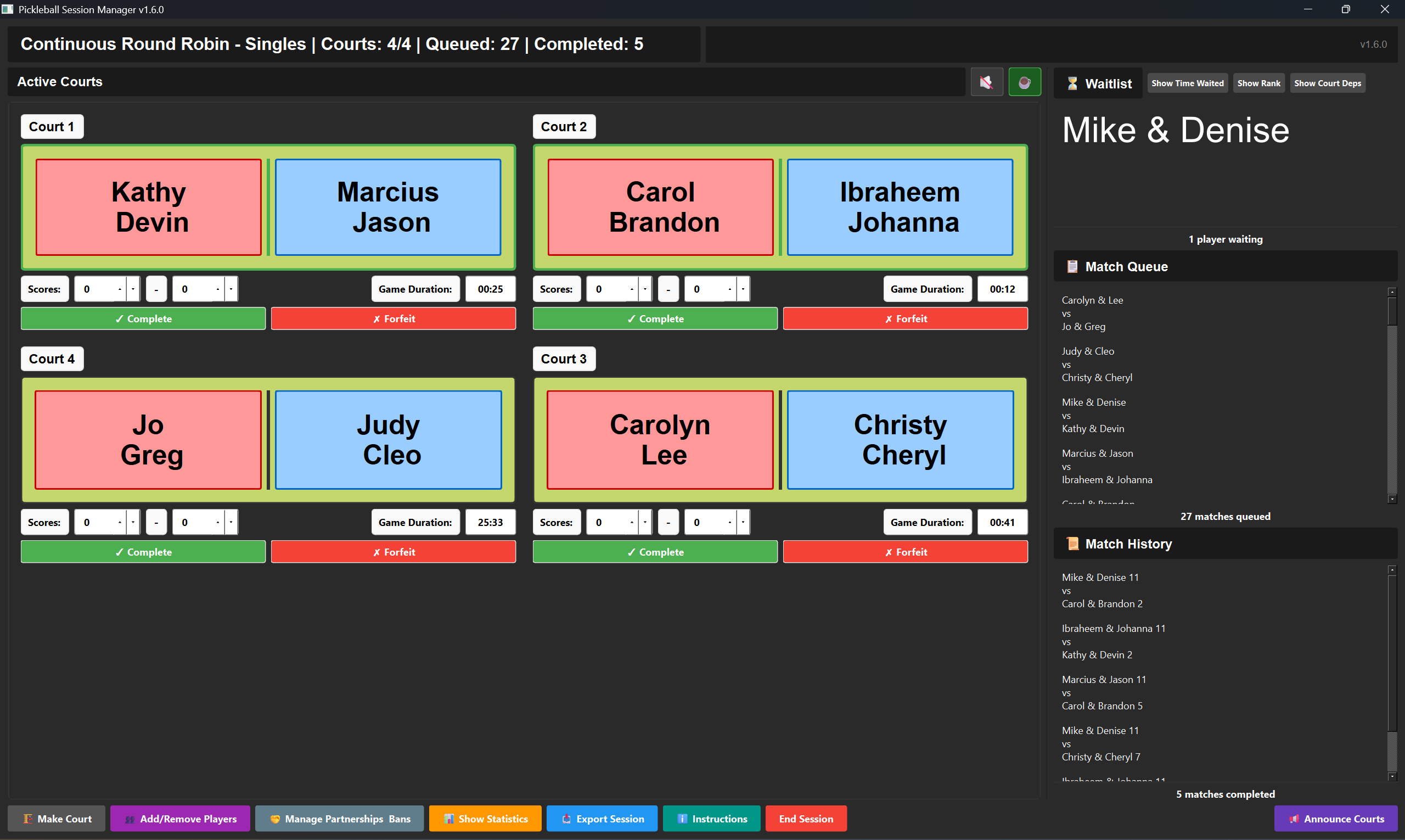 Active session with courts, matches, and score inputs